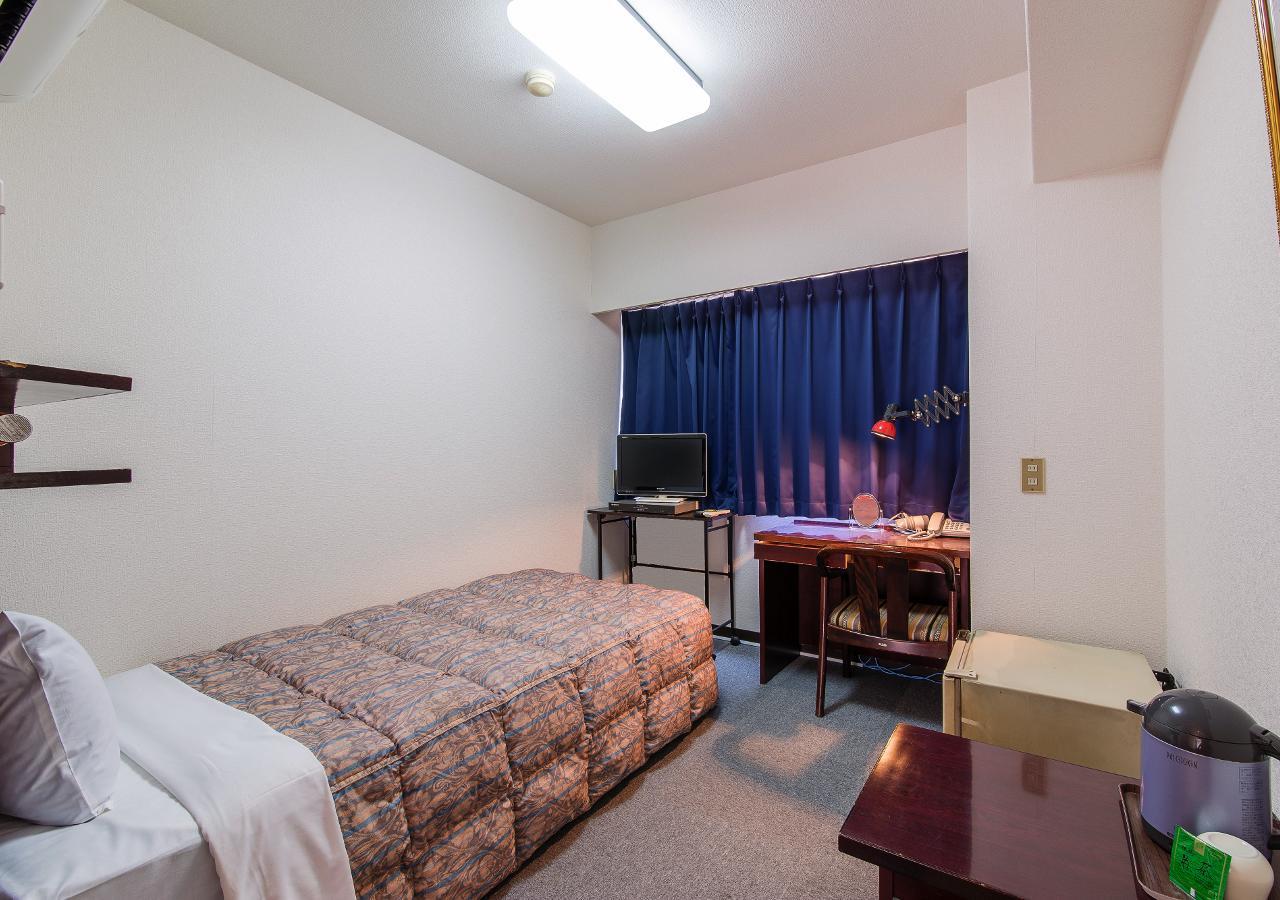 Dai-Ni Sunrise Hotel Kumamoto Buitenkant foto